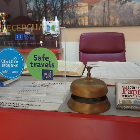 Hostel Paparazzo & Apartmens NagyNagykikinda Kültér fotó
