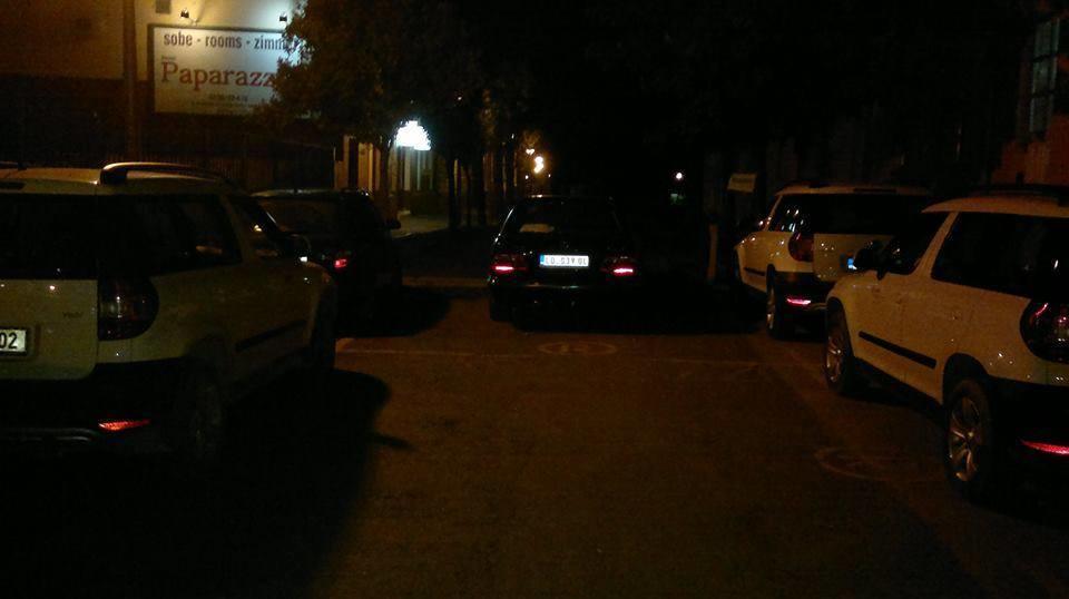 Hostel Paparazzo & Apartmens NagyNagykikinda Kültér fotó