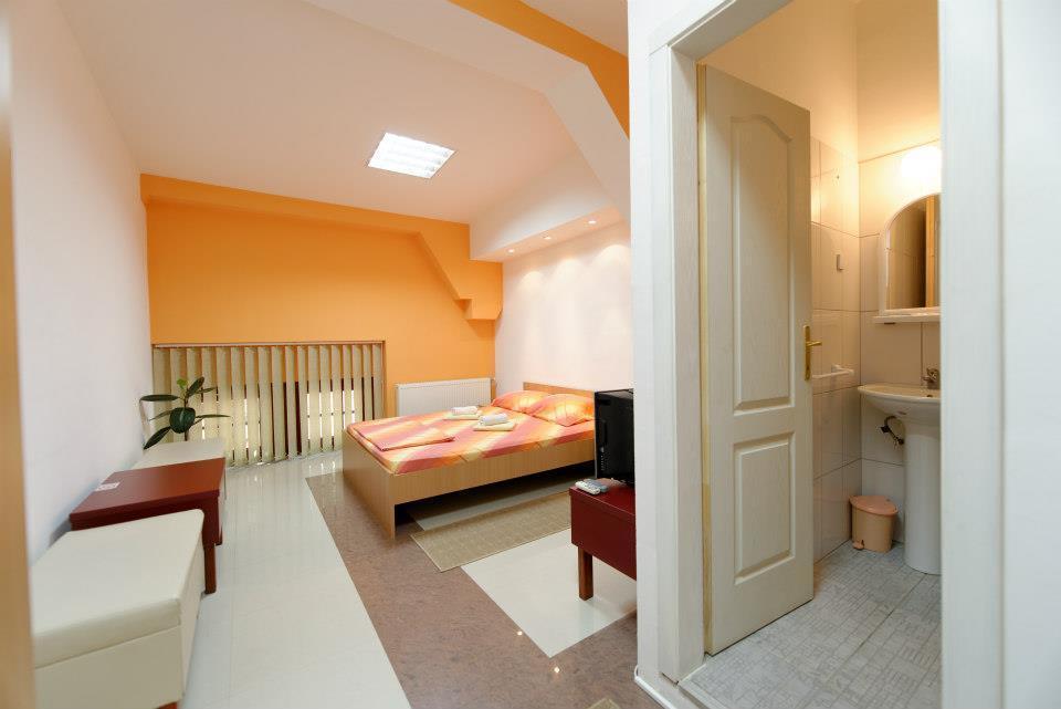Hostel Paparazzo & Apartmens NagyNagykikinda Szoba fotó