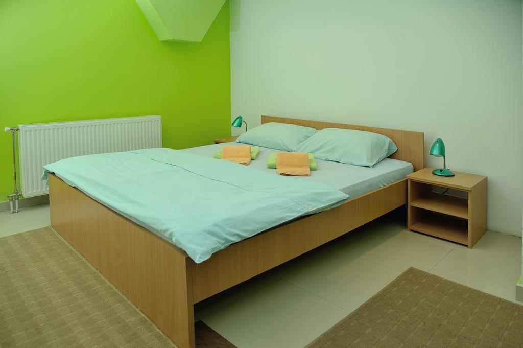 Hostel Paparazzo & Apartmens NagyNagykikinda Szoba fotó