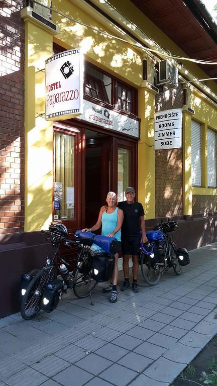 Hostel Paparazzo & Apartmens NagyNagykikinda Kültér fotó