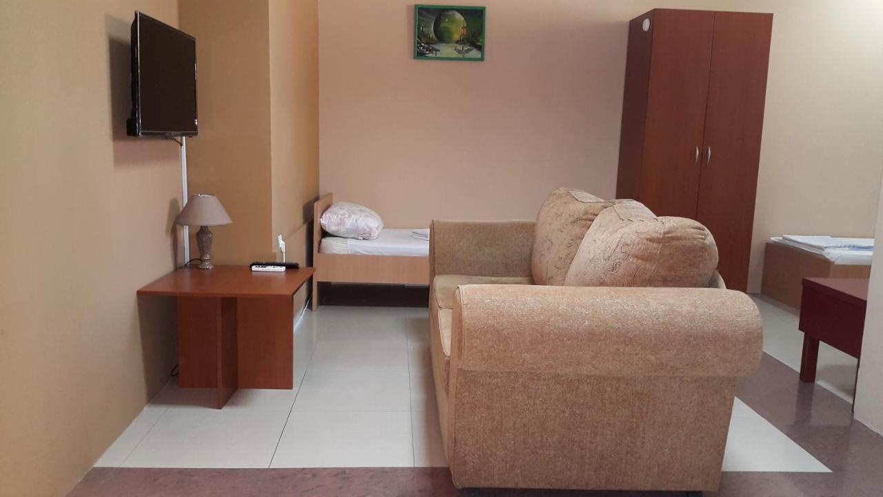 Hostel Paparazzo & Apartmens NagyNagykikinda Kültér fotó